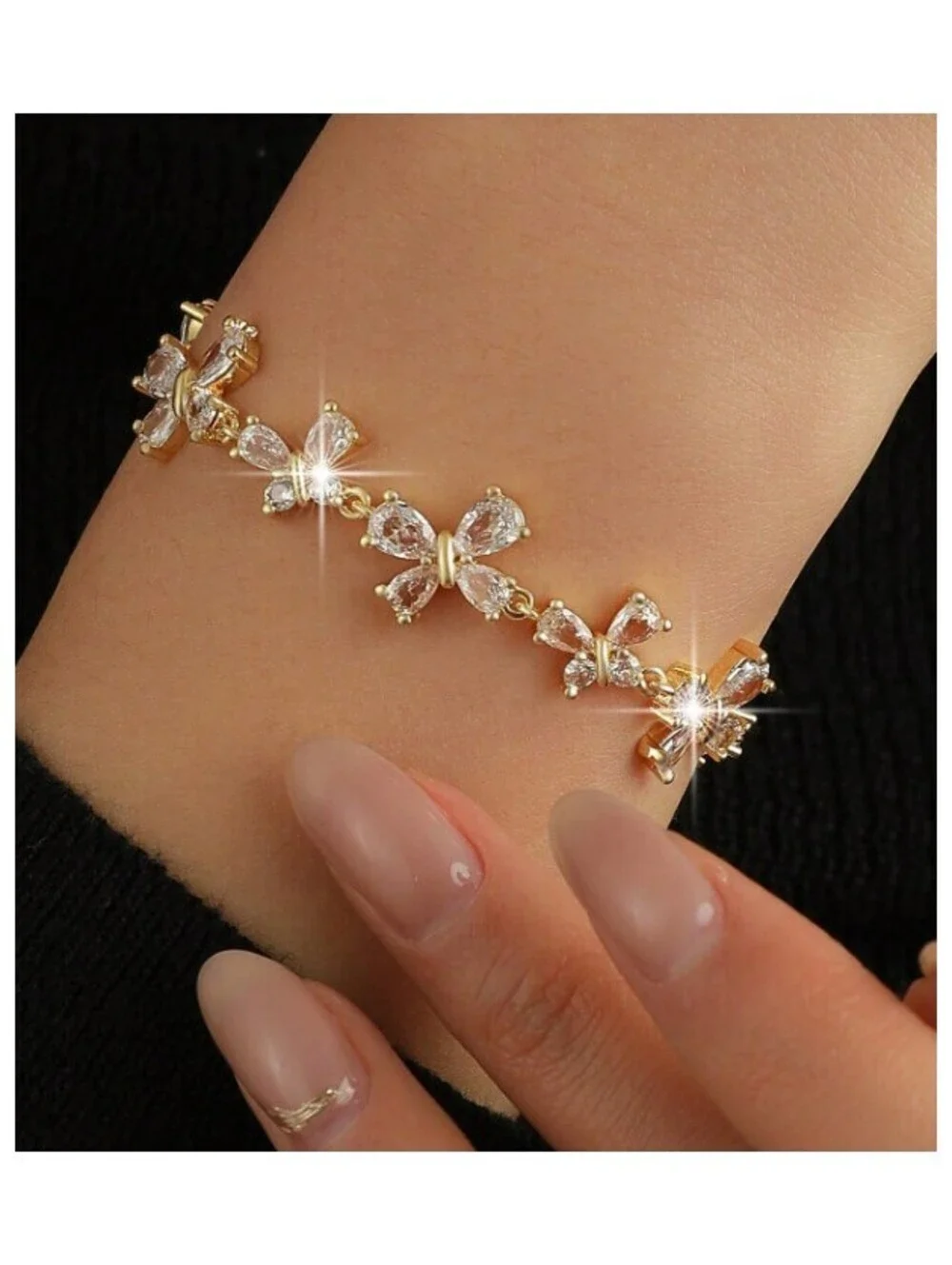 Teardrop bow - Bracelet - Gold - CZs - 7